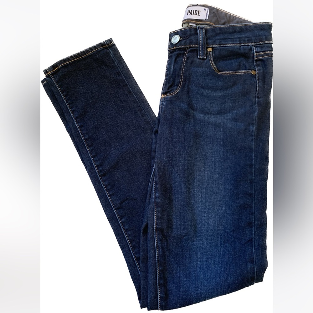 Size 25 straight leg Paige Jeans. High quality denim!